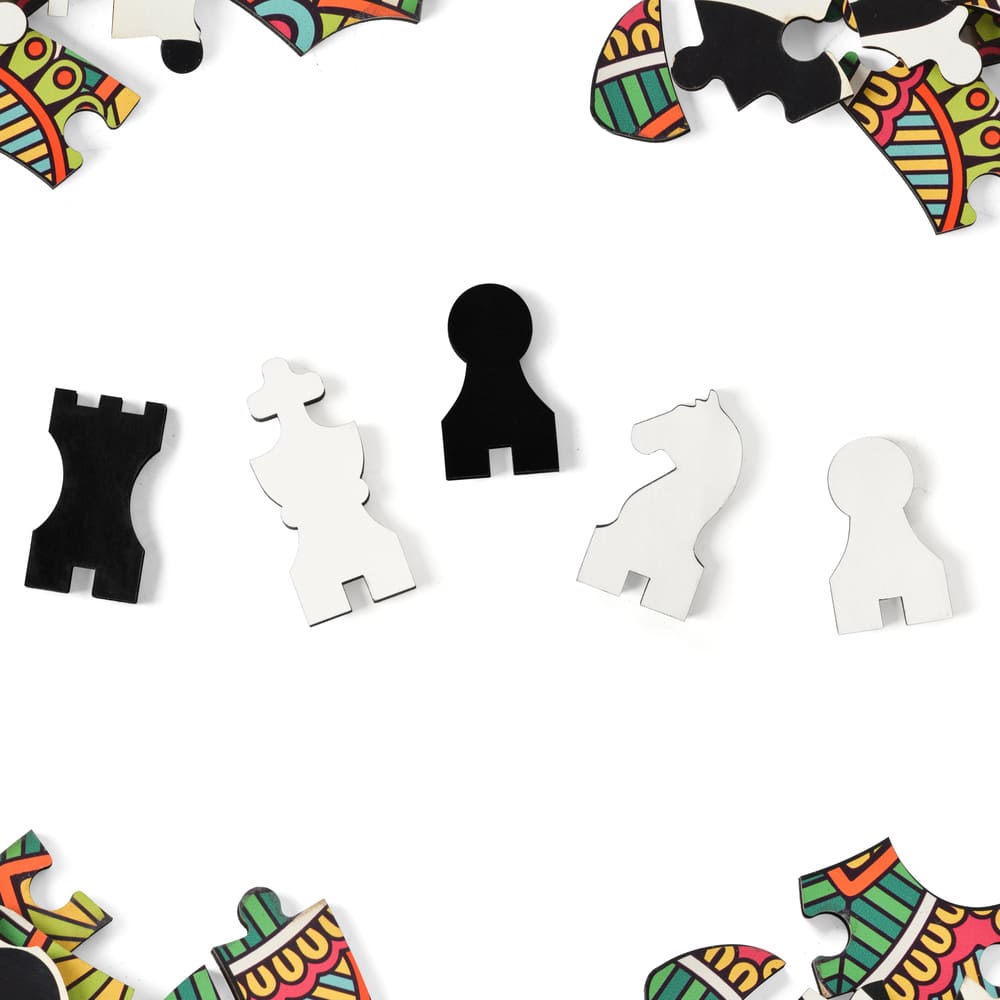 Chess Panda- 150 piece fun acrylic jigsaw puzzle